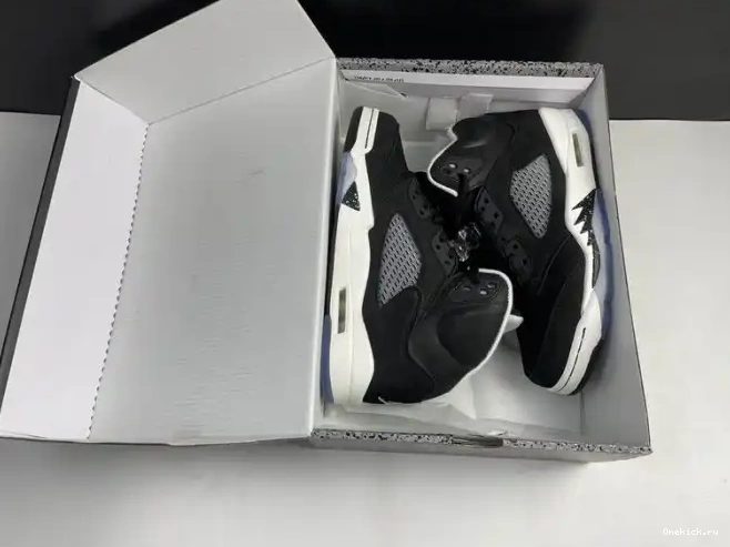 One Kick 5 OREO AIR CT4838-011 JORDAN 0615
